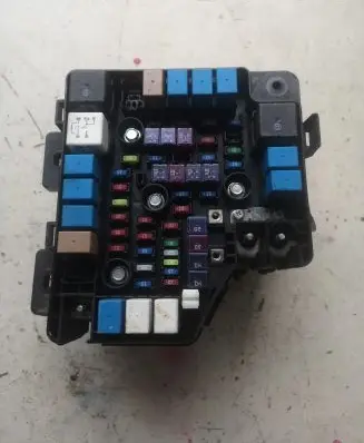 Hyundai Santa Fe Fuse module