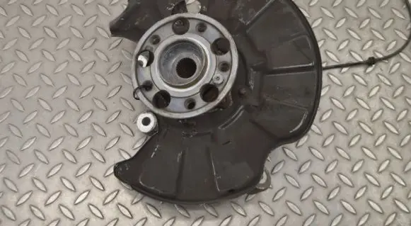 Mercedes-Benz S C217 Rear wheel hub A2220406