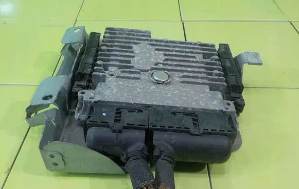Volkswagen Caddy Engine control unit/module 03L906023PE