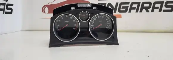 Opel Zafira B Speedometer (instrument cluster) 13216682 SW4405