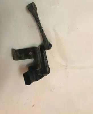 Land Rover Evoque I Front height sensor lever BJ323D026AA 15077 304080