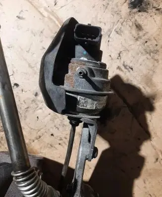 Opel Insignia A Turbine electric control actuator 754577-0012