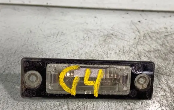 Volkswagen Golf IV Number plate light 1j6943021