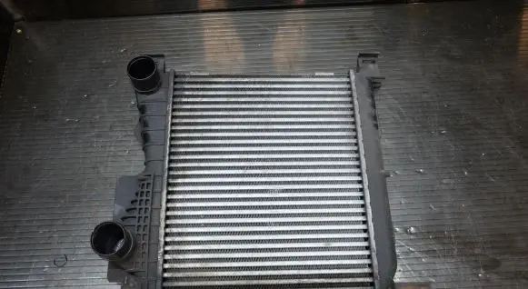 Chrysler Voyager Intercooler radiator 