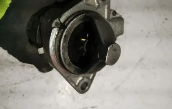 Nissan Almera N16 Starter motor 233009F66B