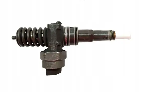 Audi A6 S6 C5 4B Fuel injector 038130073F