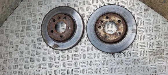 Volkswagen Transporter - Caravelle T5 Rear brake disc