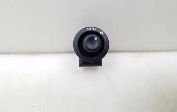 Land Rover Range Rover Sport L320 Steering wheel adjustment switch 