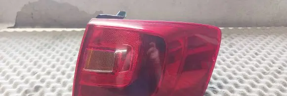 Volkswagen Jetta VI Rear/tail lights 5C6945096