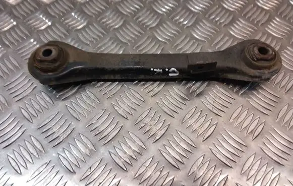 Rear control arm