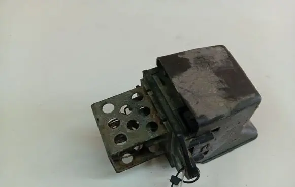 Citroen C4 Grand Picasso Heater blower motor/fan resistor 