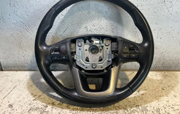 KIA Rio Steering wheel
