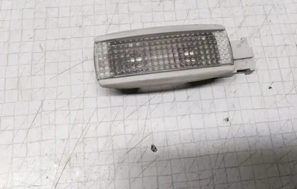 Volkswagen PASSAT B5.5 Other interior light 3B0947113