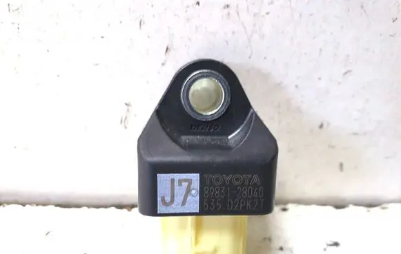Lexus RX 450H Airbag deployment crash/impact sensor 8983128040