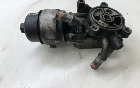Peugeot 5008 Oil filter mounting bracket 9685997780