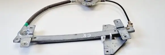 Rear door manual window regulator