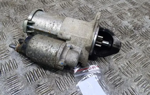 Opel Insignia A Starter motor