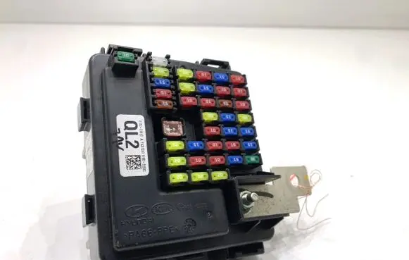KIA Sportage Fuse box set 