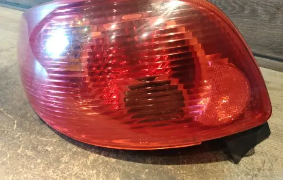 Peugeot 206 Rear/tail lights