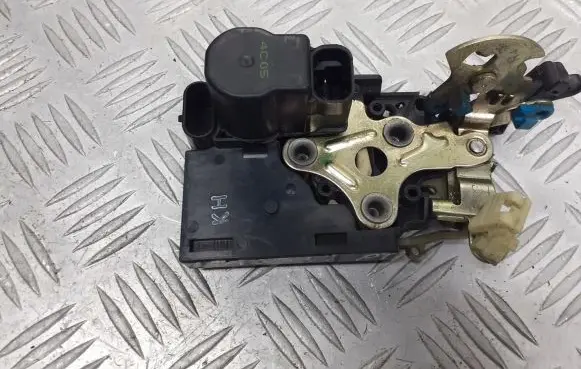 Chevrolet Lacetti Rear door lock
