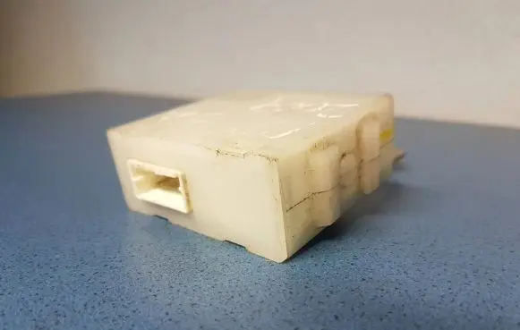 Nissan Primera Other control units/modules 28260AU100 2816
