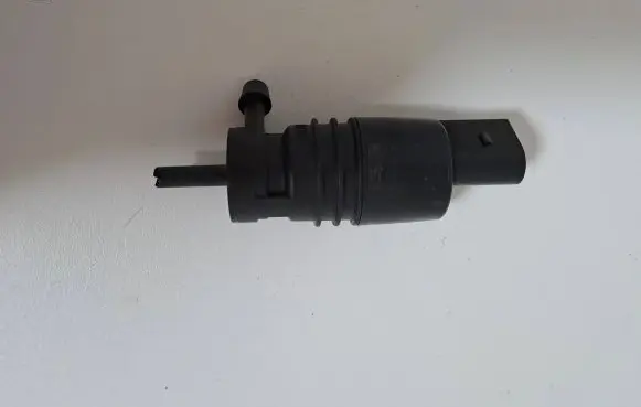 Mercedes-Benz Sprinter W907 W910 Windscreen/windshield washer pump 2218690121 3028232