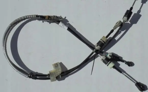 Ford Fiesta Gear shift cable linkage 6051904