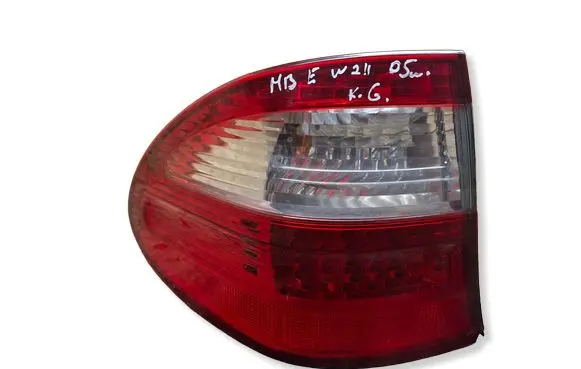 Mercedes-Benz E W211 Rear/tail lights A2118201564