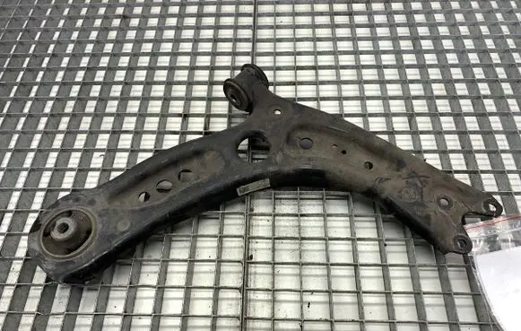 Volkswagen Golf VII Front control arm 5Q0407152J