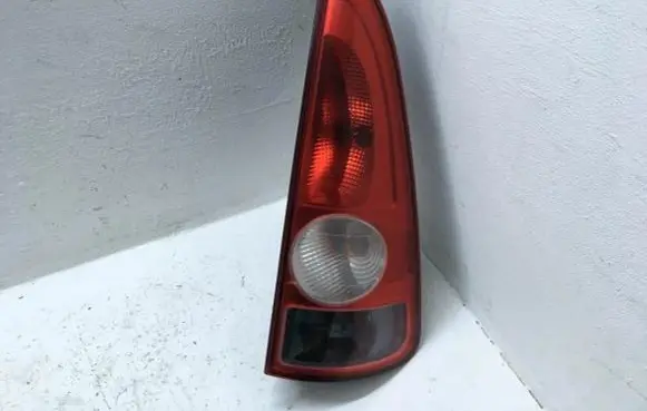 Renault Espace - Grand espace IV Rear/tail lights 8200027152