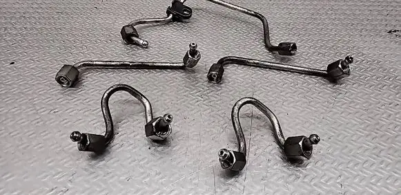 Hyundai i30 Fuel injector supply line/pipe 