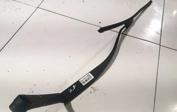 KIA Sorento Front wiper blade arm 
