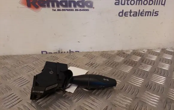 Ford Focus Indicator stalk 98AG13335AG