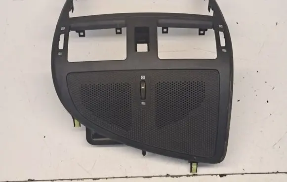 Toyota Avensis T270 Dash center air vent grill 5567005090