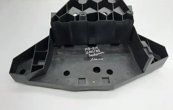 Battery box tray