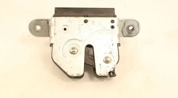 Alfa Romeo Giulietta Tailgate/trunk/boot lock/catch/latch 55701971