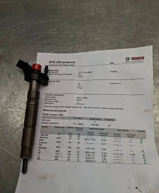 Mercedes-Benz R W251 Fuel injector A6420701987 0445115 080414