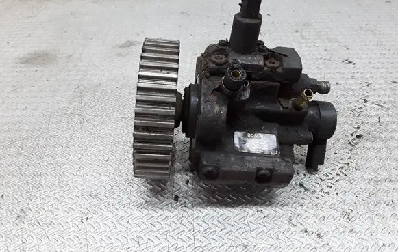 Peugeot 406 Fuel injection high pressure pump 0445010010