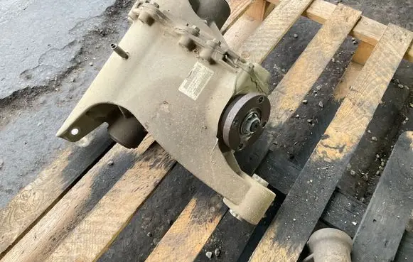 Land Rover Discovery 4 - LR4 Rear differential CH224W063AB