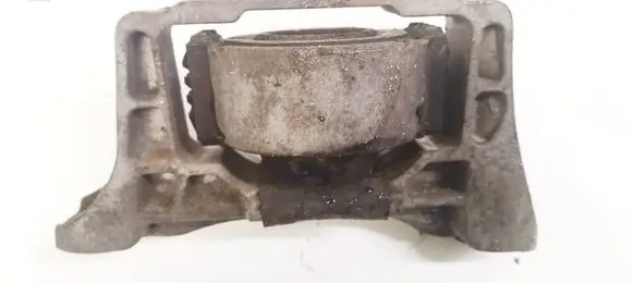 Mazda 5 Engine mount bracket 