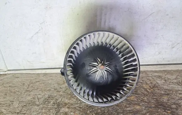 KIA Rio Heater fan/blower 3H07 3H08A