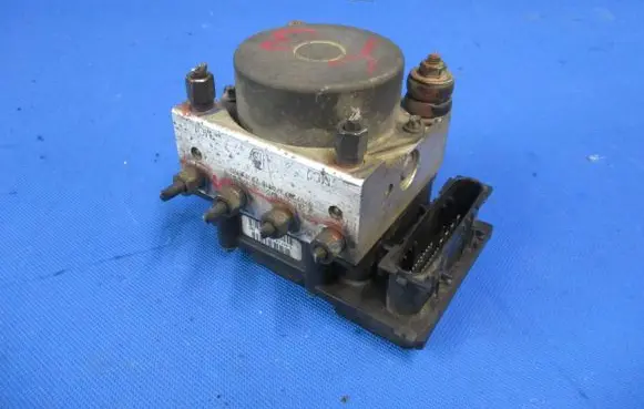 Fiat Sedici ABS Pump 5611079J10 0265231670 07072530816