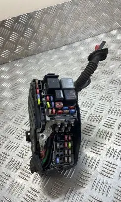 Volvo XC60 Fuse box set 6G9T14A076MB 6G9T14A076