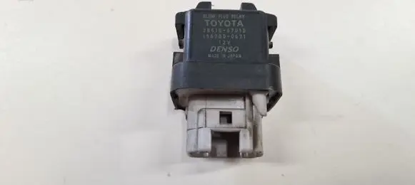 Toyota Avensis Verso Glow plug pre-heat relay 2861067010 1567000671