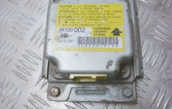 Mitsubishi Pajero Sport I Airbag control unit/module MR530002