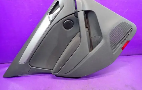 Volkswagen Golf Plus Door card panel trim set 5K6867211EQ