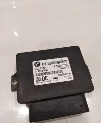 BMW 5 F10 F11 Hand brake control module 686327702