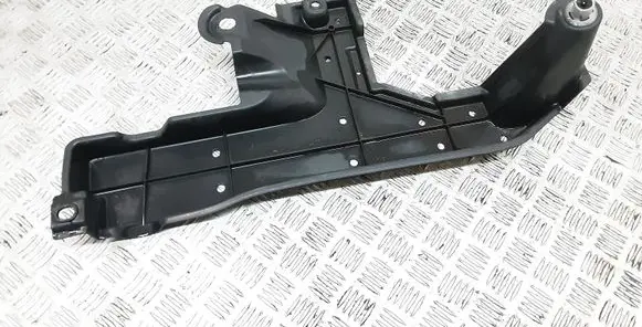 Lexus CT 200H Other under body part 5762776010