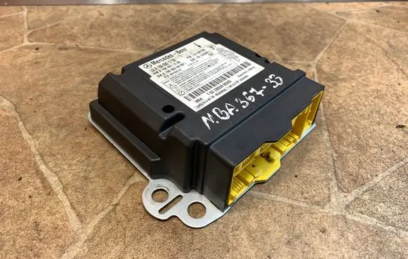 Mercedes-Benz ML W166 Airbag control unit/module A1669001709