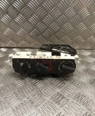 Nissan Primera Climate control unit